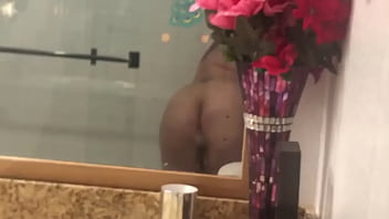 BBW Latina Miss Madii Wet Fucks Herself In Shower