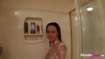 Rahyndee James POV Shower Sex