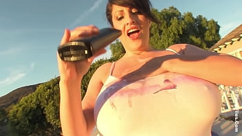 Antonella Kahllo Oils And Shakes Her Big Latina Tits In The Sun